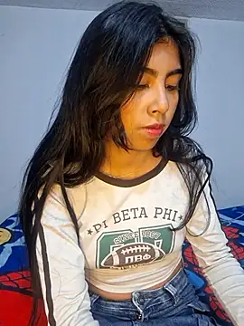 Snapshot of DianeSuns_ chatting on 10.21.25 DianeSuns online show from 10.21.25