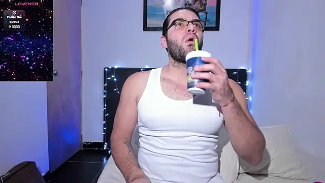 Snapshot of Kloe_and_Marko chatting on 04.01.26 Kloe and Marko online show from 04.01.26