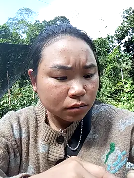 may-squirl online show from 11.07.25