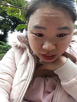 may-squirl online show from 11.20.25