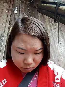 may-squirl online show from 12.05.25