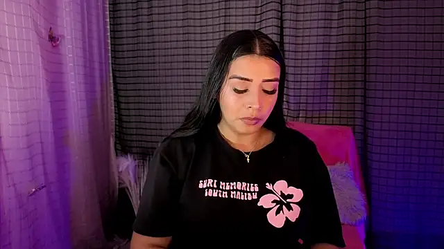 Kayleemorales online show from 02.15.26