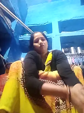 Snapshot of Jooli_xx chatting on 03.17.26 Jooli xx online show from 03.17.26