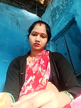 Snapshot of Jooli_xx chatting on 04.02.26 Jooli xx online show from 04.02.26