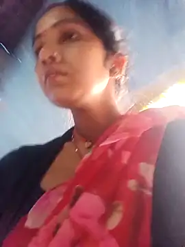 Snapshot of Jooli_xx chatting on 04.11.26 Jooli xx online show from 04.11.26