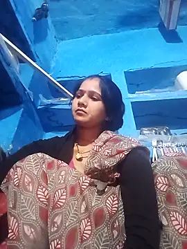 Snapshot of Jooli_xx chatting on 04.15.26 Jooli xx online show from 04.15.26