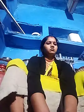 Snapshot of Jooli_xx chatting on 04.16.26 Jooli xx online show from 04.16.26