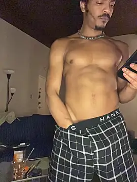 TRILLAHUNG online show from 02.14.26