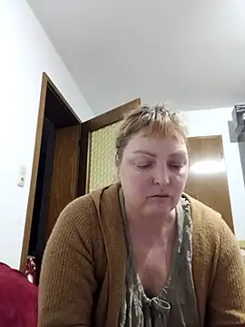 Snapshot of LiluLiluLilu chatting on 02.16.26 LiluLiluLilu online show from 02.16.26