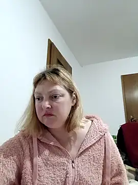 Snapshot of LiluLiluLilu chatting on 03.01.26 LiluLiluLilu online show from 03.01.26