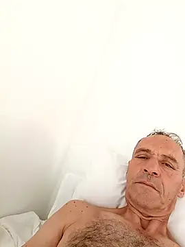 Snapshot of Meliwem12 chatting on 10.21.25 Meliwem12 online show from 10.21.25