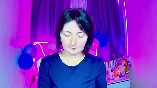 VivianGuchih online show from 09.27.25