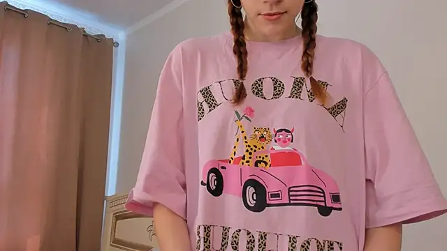 VelvetRisque online show from 03.30.26