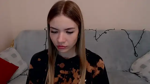 Snapshot of aSingleOne chatting on 02.05.26 aSingleOne online show from 02.05.26