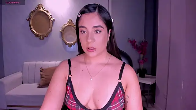 SussyBellX online show from 02.10.26