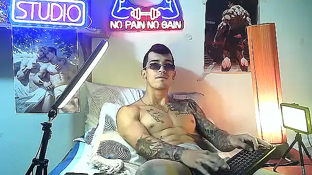 Strongcockfitness online show from 10.04.25