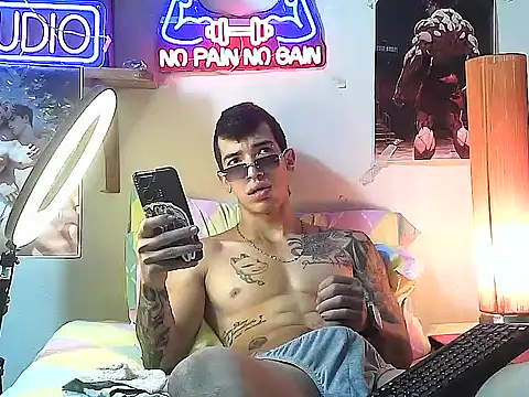 Strongcockfitness online show from 10.22.25