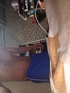 Snapshot of Gustavo1135e chatting on 11.04.25 Gustavo1135e online show from 11.04.25