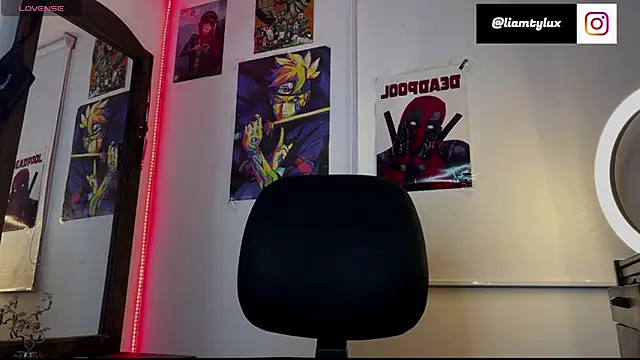 Snapshot of liamty_luxor chatting on 10.14.25 liamty luxor online show from 10.14.25