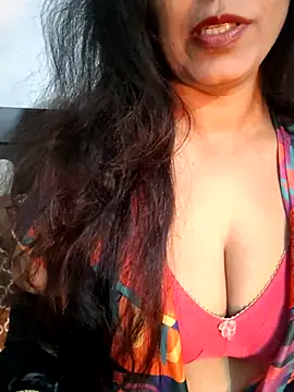 Snapshot of Deepa_Sharma143 chatting on 01.17.26 Deepa Sharma143 online show from 01.17.26
