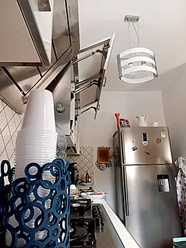 estrogeni online show from 04.08.26