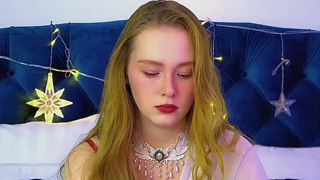 AgataFoxley online show from 12.21.25