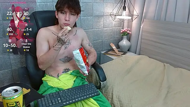 Iantwink18 online show from 09.15.25