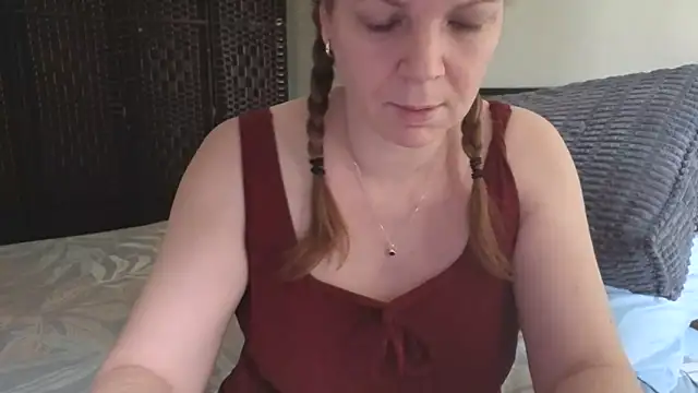 aussiepeaches online show from 03.11.26