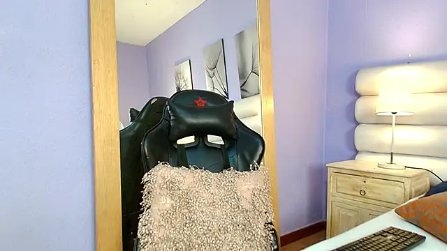 Lean Portman online show from 03.30.26