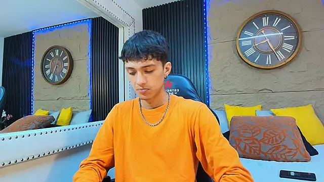 Lean Portman online show from 06.17.26