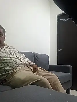 HomHot47 online show from 10.14.25