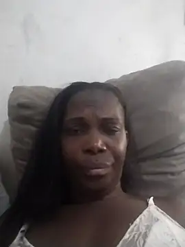 Snapshot of Morena_2021 chatting on 10.24.25 Morena 2021 online show from 10.24.25