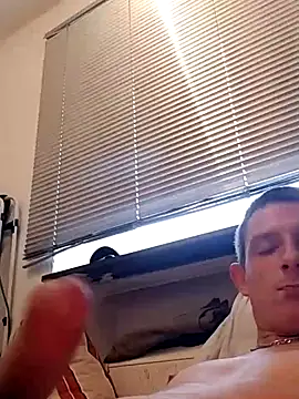 P44698 online show from 10.04.25