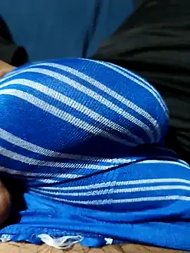 Snapshot of Aaia93 chatting on 09.24.25 Aaia93 online show from 09.24.25