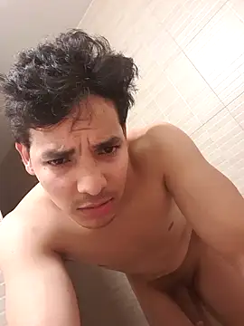 Snapshot of Elcurvo69 chatting on 11.25.25 Elcurvo69 online show from 11.25.25