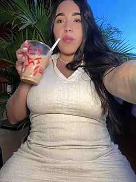 Snapshot of SofiaWildee chatting on 06.20.26 SofiaWildee online show from 06.20.26