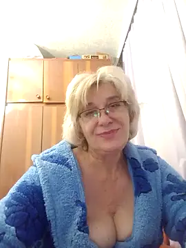 52MiaLove02 online show from 12.20.25