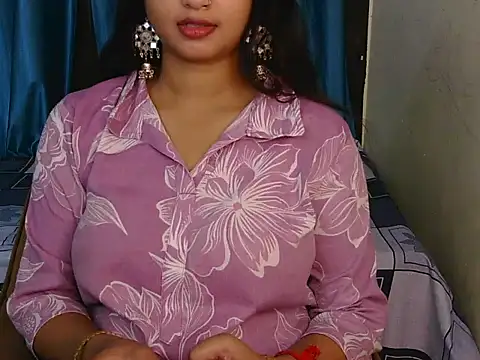 Snapshot of priya-kumari22 chatting on 10.06.25 priya-kumari22 online show from 10.06.25