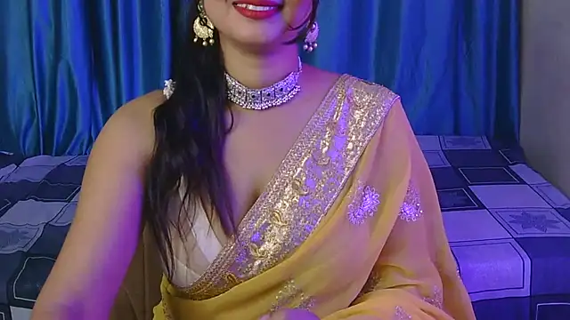 Snapshot of priya-kumari22 chatting on 11.20.25 priya-kumari22 online show from 11.20.25