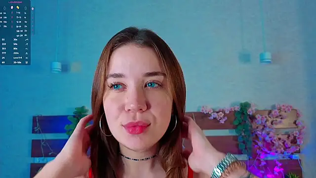 Snapshot of KarenGibbs chatting on 11.17.25 KarenGibbs online show from 11.17.25