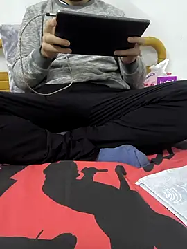 yazinyazin1 online show from 11.19.25