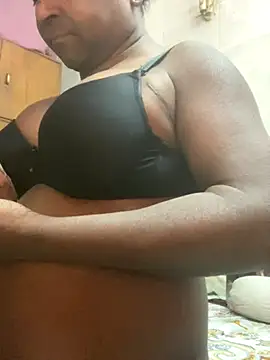 Snapshot of Kajal-Shemale69 chatting on 11.21.25 Kajal-Shemale69 online show from 11.21.25