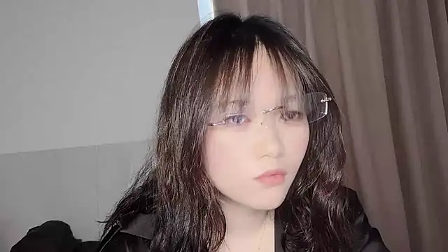 Xoxo-258 online show from 10.10.25