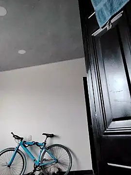 Eva Clark01 online show from 10.03.25