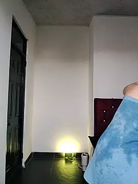 Eva Clark01 online show from 11.19.25