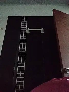 Eva Clark01 online show from 11.21.25