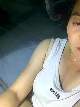 tuyetnhi-00 online show from 09.10.25