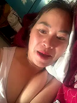 tuyetnhi-00 online show from 09.17.25