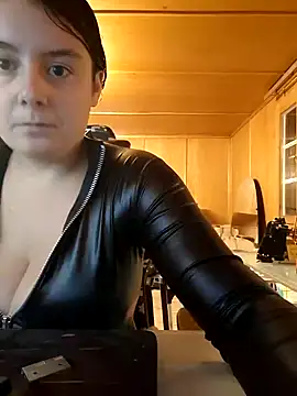 Snapshot of YoungLiisaxx chatting on 09.24.25 YoungLiisaxx online show from 09.24.25