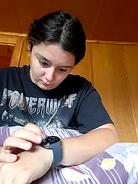 Snapshot of YoungLiisaxx chatting on 09.26.25 YoungLiisaxx online show from 09.26.25